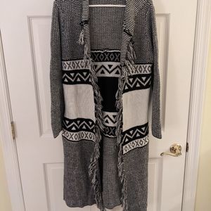 BB Dakota sweater